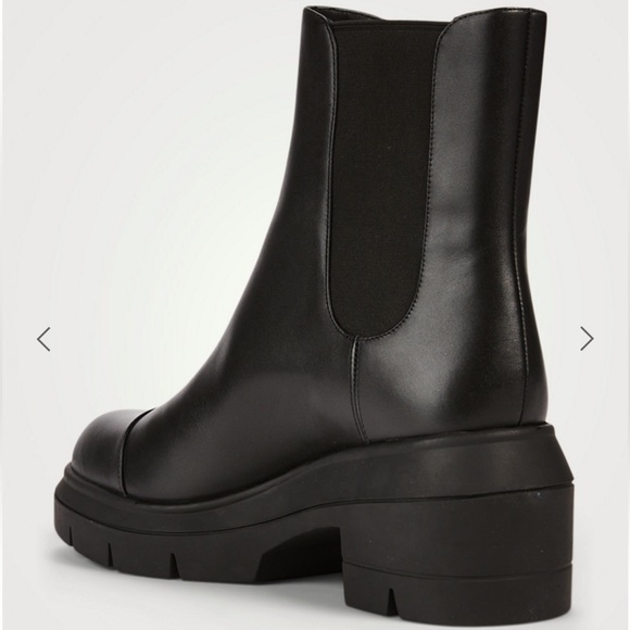 Stuart Weitzman Norah Lug Sole Chelsea Boots - Picture 3 of 16